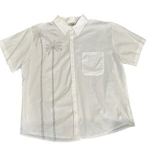 Men’s Hawalili Button Down Embroidered Shirt - Size XXL - Size 2XL